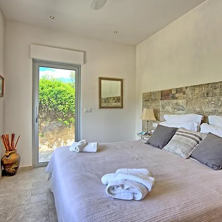 Villa Lucy By Posarellivillas